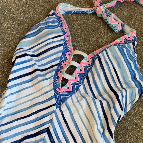 Lilly Pulitzer Swimsuit 6 - Picture 2 of 3